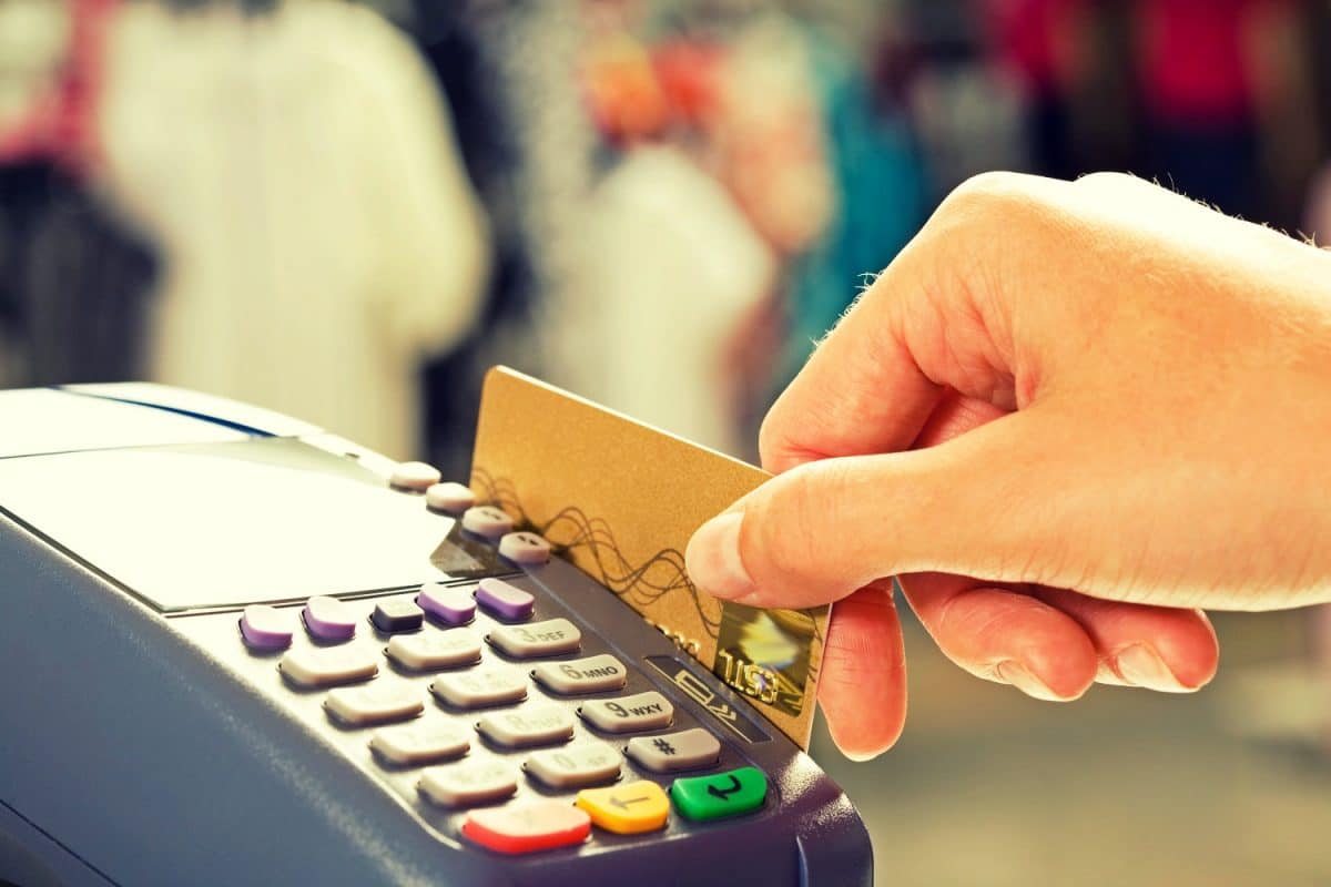 Pentru incasarile prin POS sunt obligat sa dau si bon fiscal